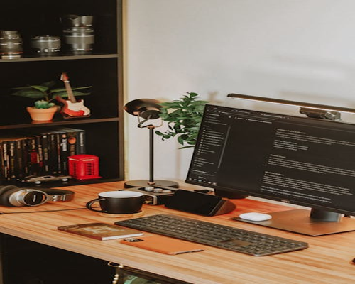Minimalist office environment optimized for proper sitting alignment